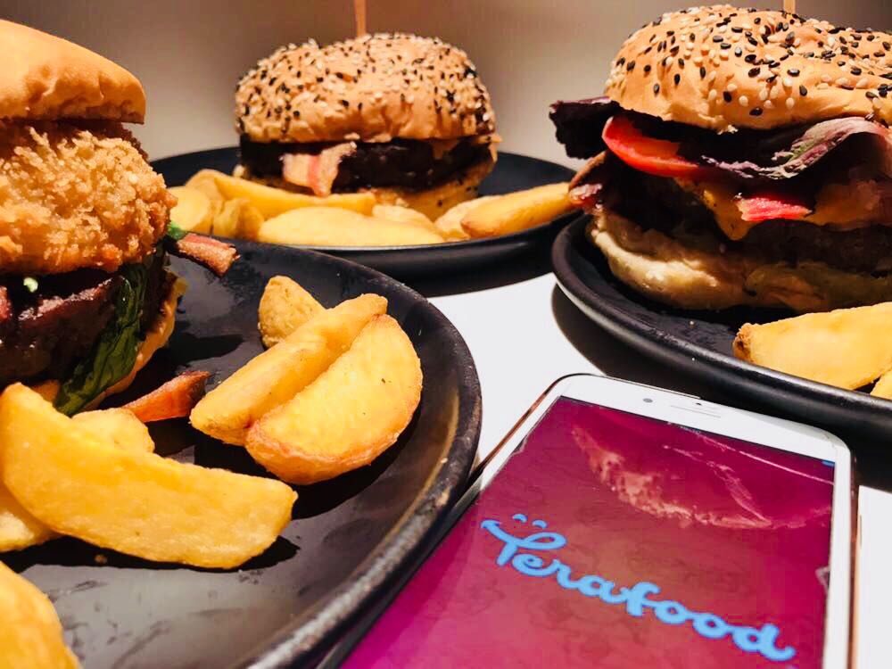Você pede comida em casa?