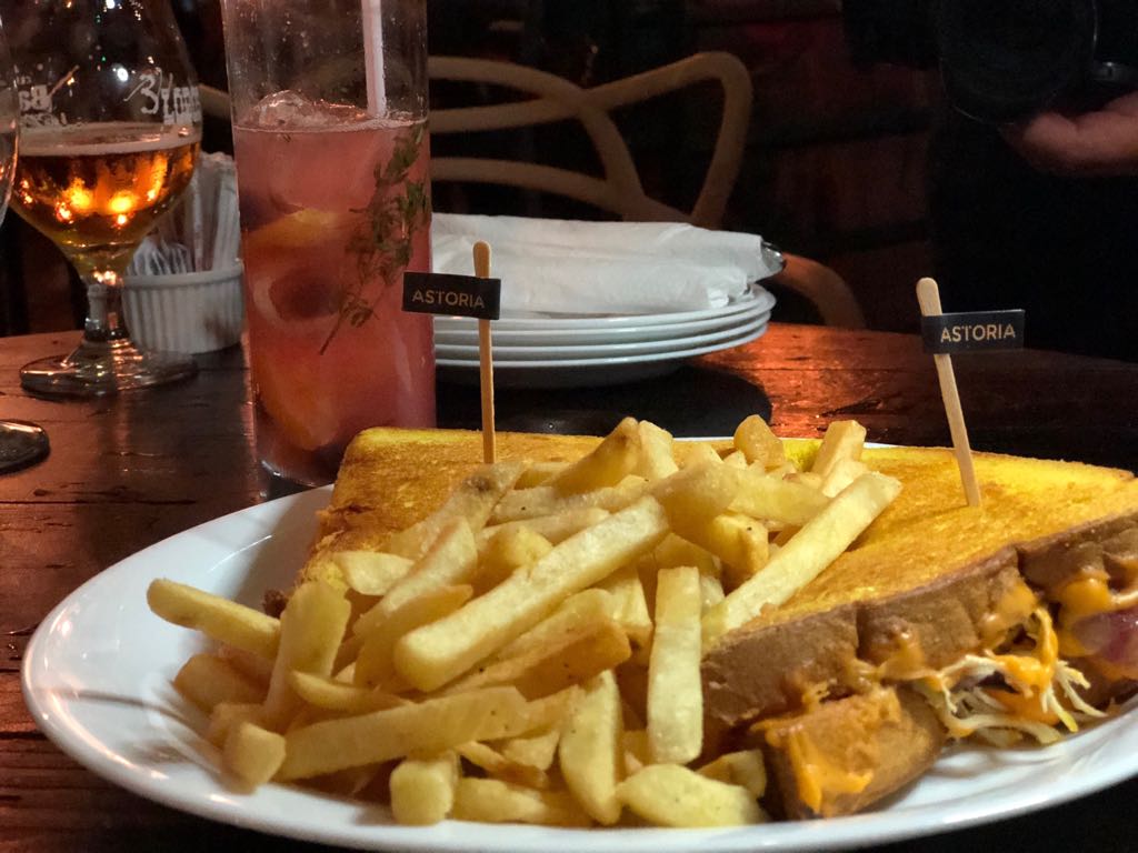 Happy hour divertido com Ginxirica!