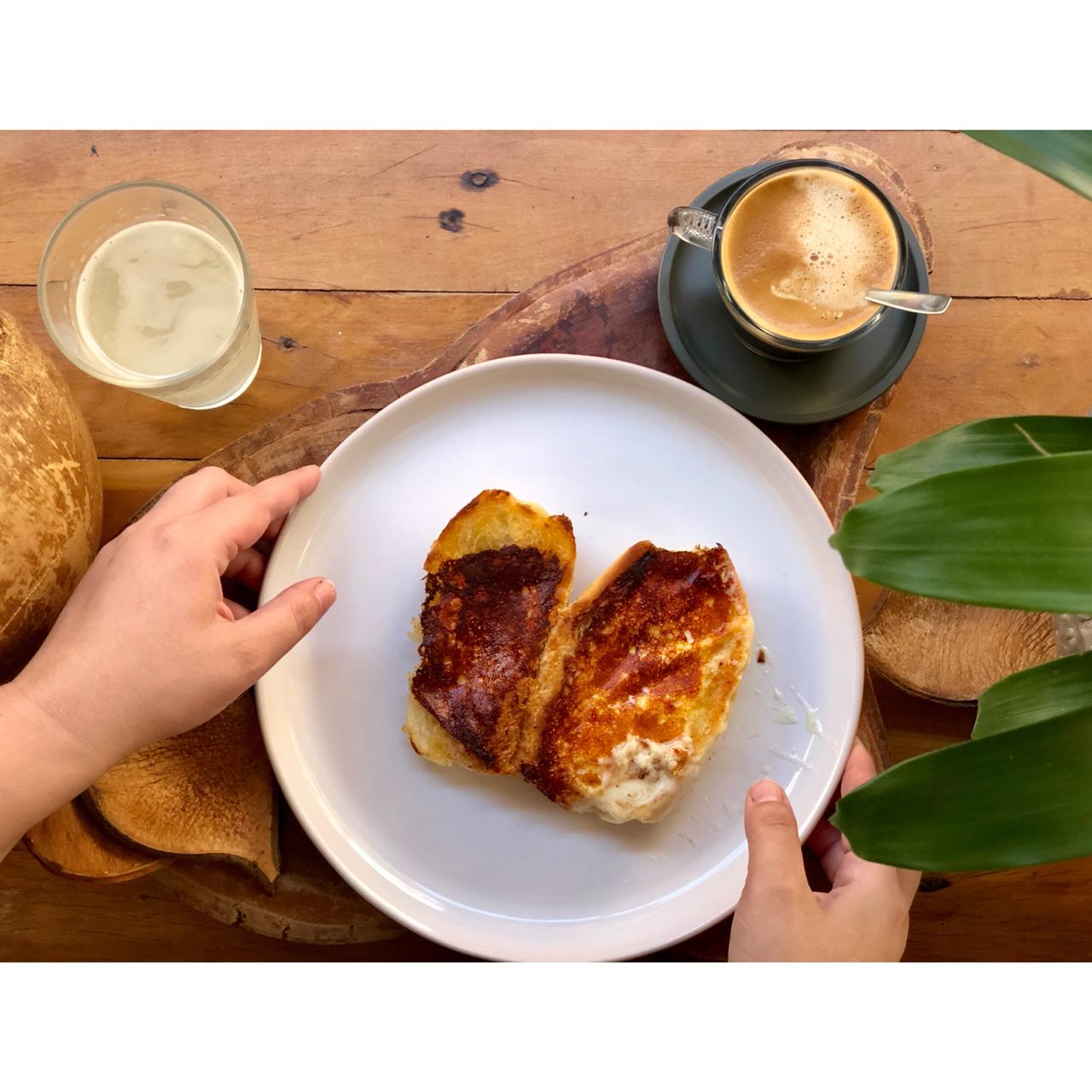 Receita de pão com requeijão na chapa