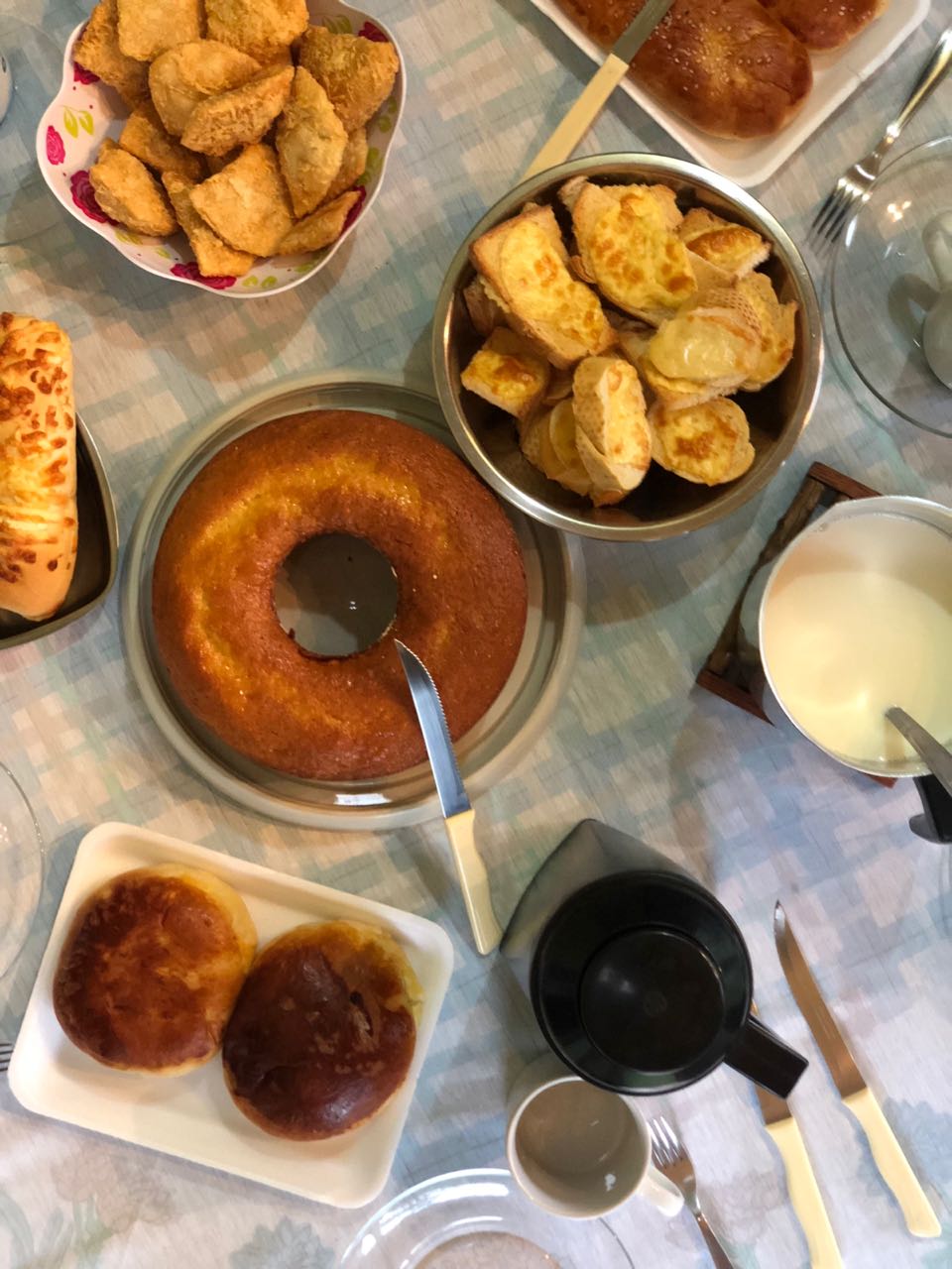 A mesa de café do mineiro faz qualquer um se sentir em casa