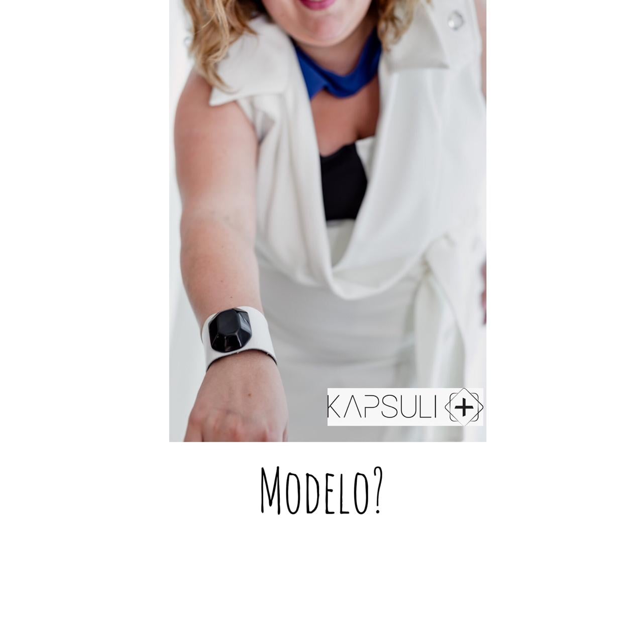 Modelo por um dia para nova marca de roupa feminina Kapsuli+