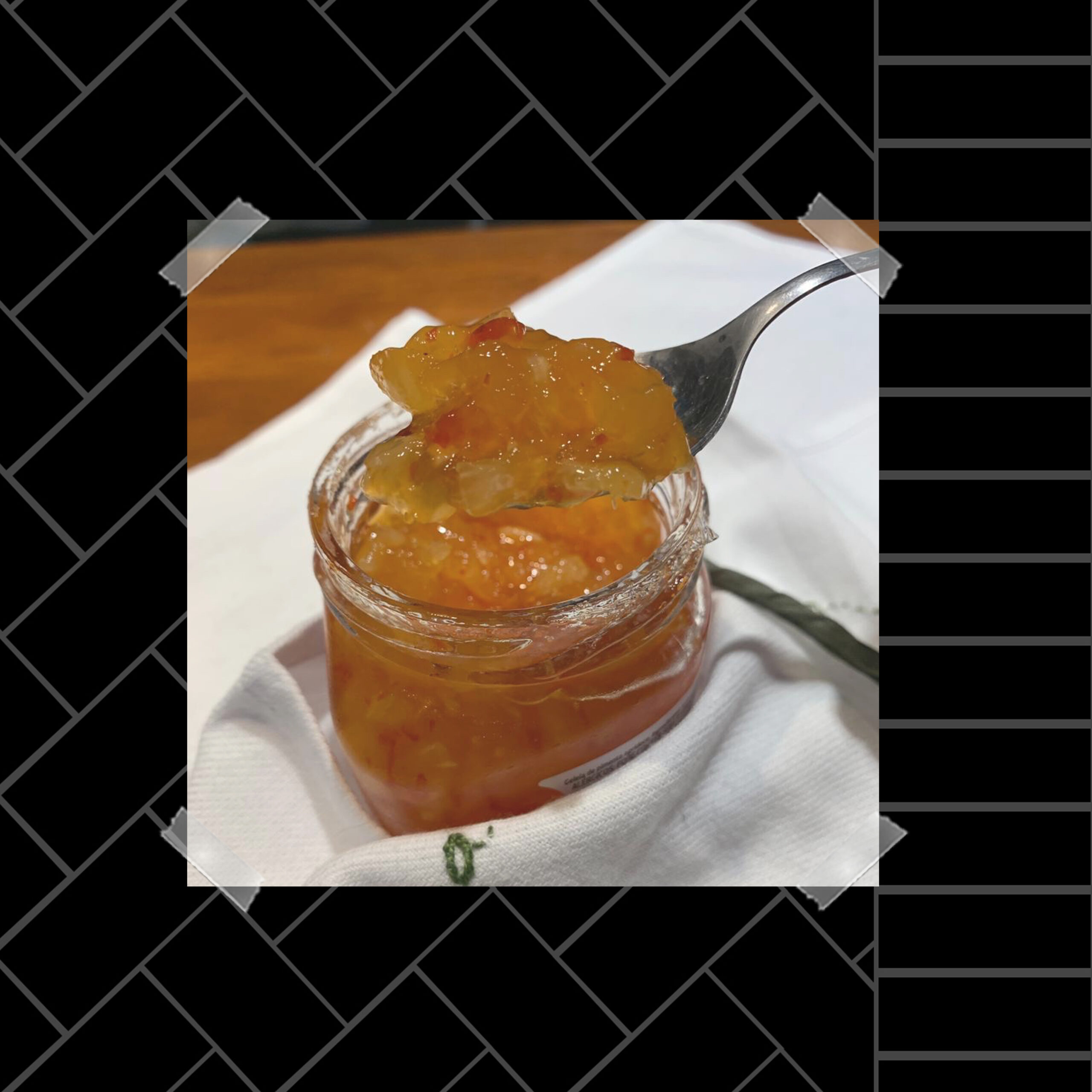 Geleia de abacaxi com pimenta da mamãe