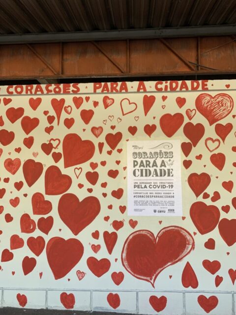 Intervenção Corações para a Cidade na Estação Lagoinha